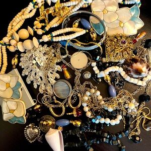 Vintage Jewelry Lot